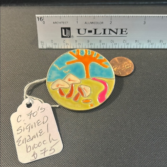 Colorful Funky Enamel Brooch - Picture 2 of 3